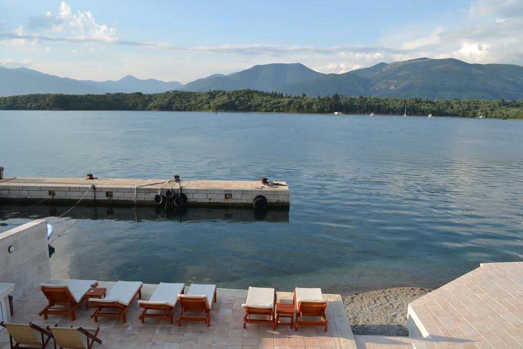 Apartments Harmonia Tivat Exterior foto